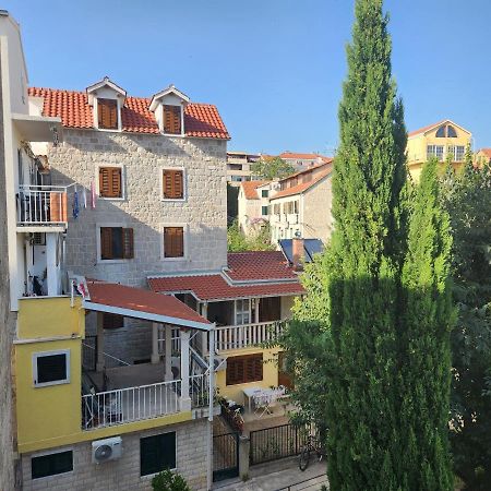 Rooms Dubai Спліт Екстер'єр фото