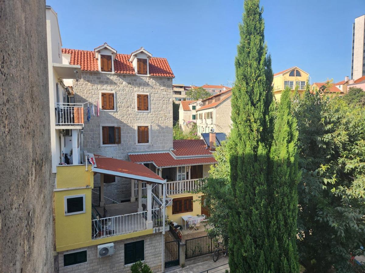 Rooms Dubai Спліт Екстер'єр фото